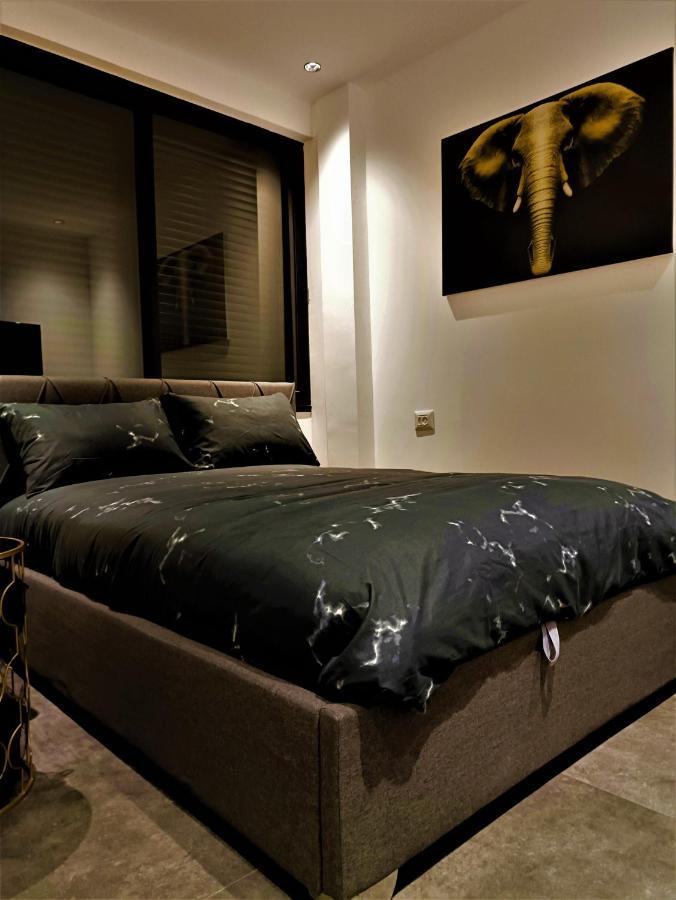 Luxury Aparment 5 Room 2 Minutes From The Beach Bat Yam Bagian luar foto
