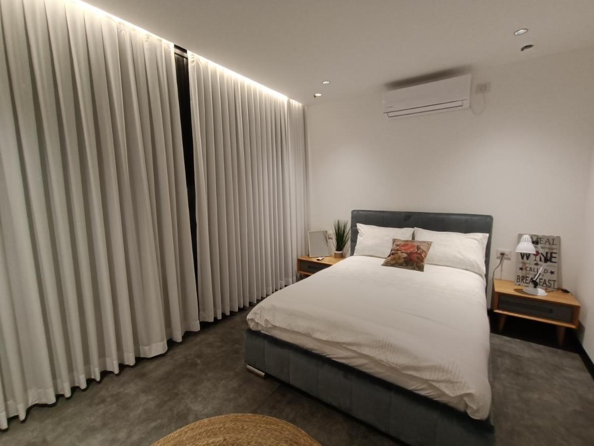 Luxury Aparment 5 Room 2 Minutes From The Beach Bat Yam Bagian luar foto