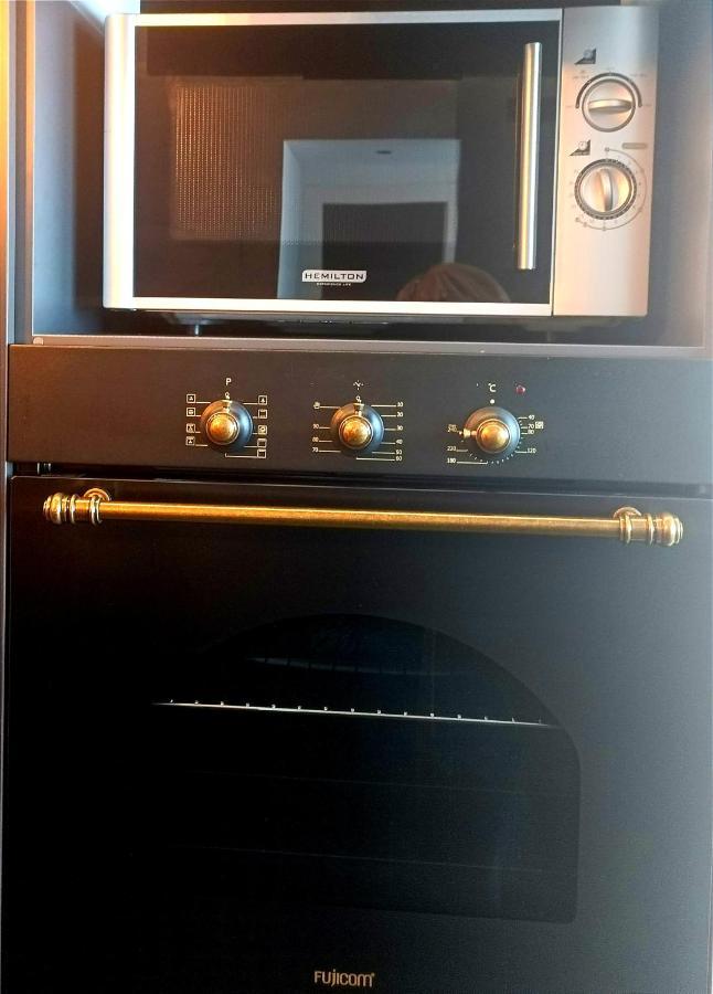 Luxury Aparment 5 Room 2 Minutes From The Beach Bat Yam Bagian luar foto